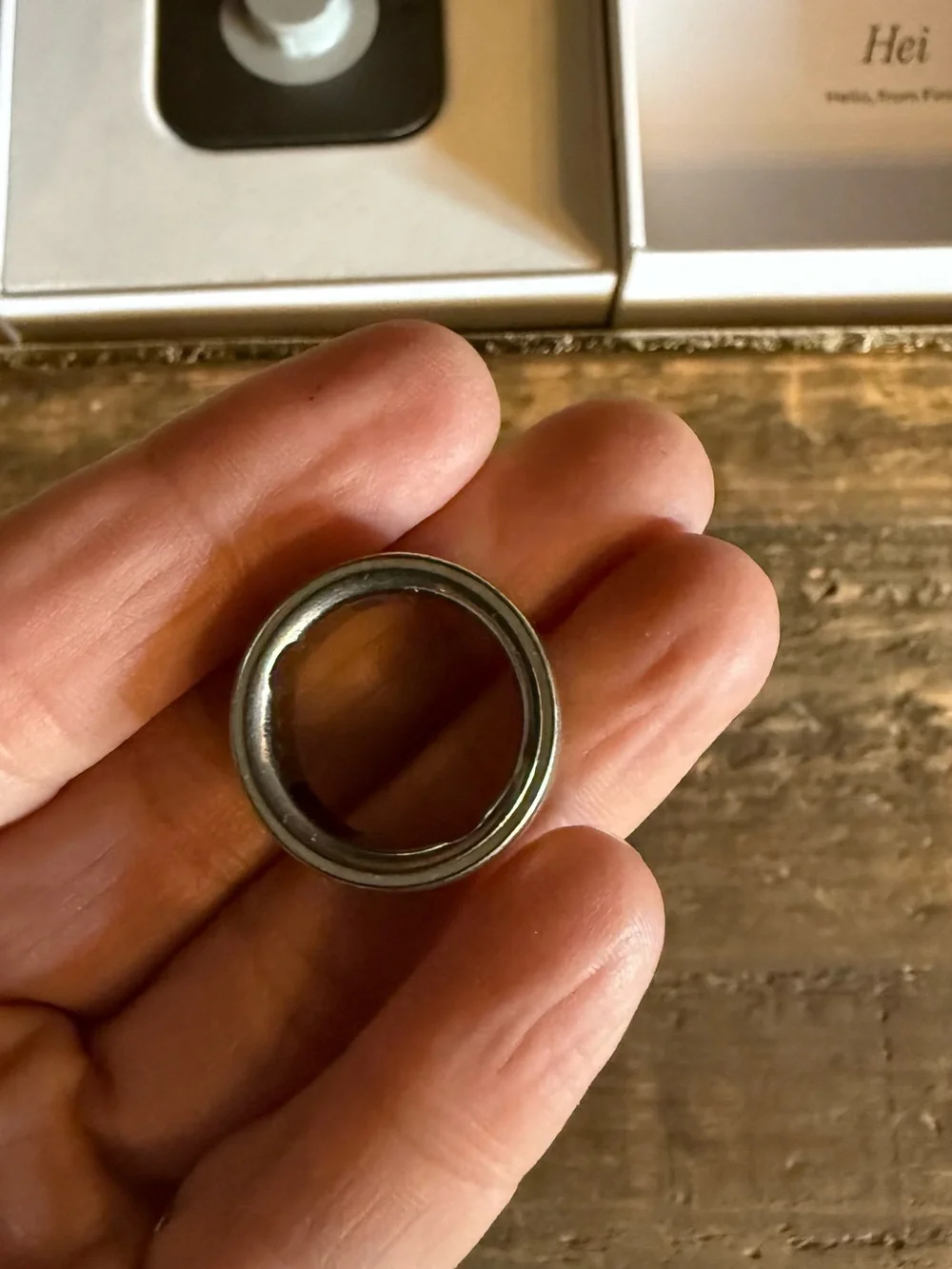 Oura Ring 4 Gold Sz 7